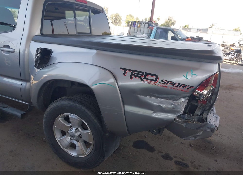2015 TOYOTA TACOMA PRERUNNER V6 VIN: 3TMJU4GN7FM176826