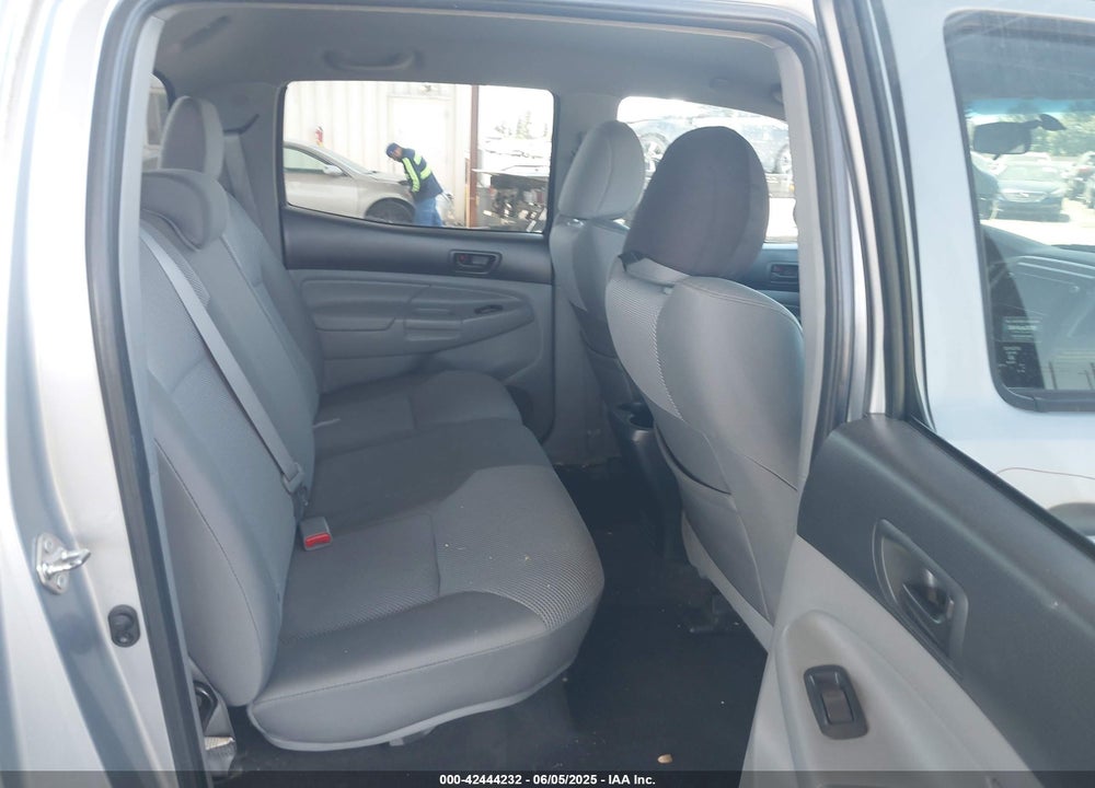 2015 TOYOTA TACOMA PRERUNNER V6 VIN: 3TMJU4GN7FM176826