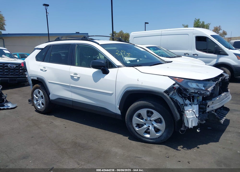 2019 TOYOTA RAV4 LE VIN: JTMH1RFV1KD029610