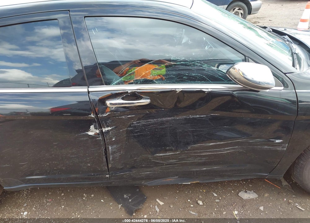 2012 CHRYSLER 200 VIN: 1C3CCBCG6CN327135