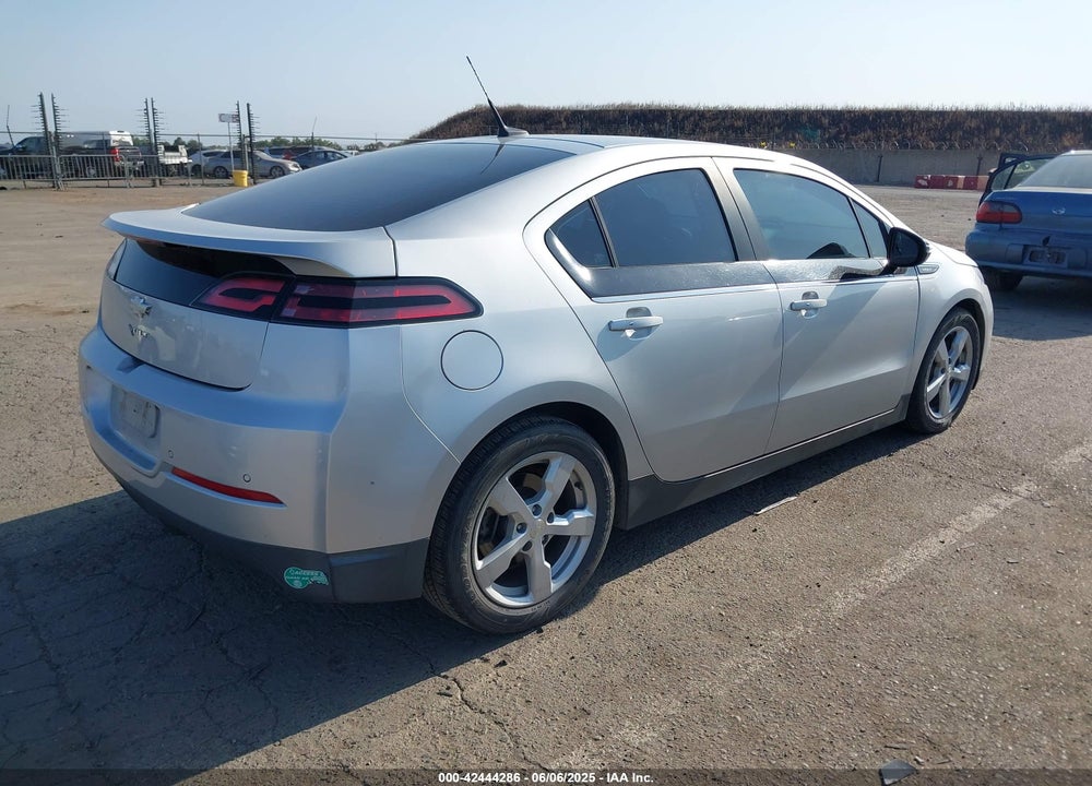 2014 CHEVROLET VOLT VIN: 1G1RF6E4XEU174347