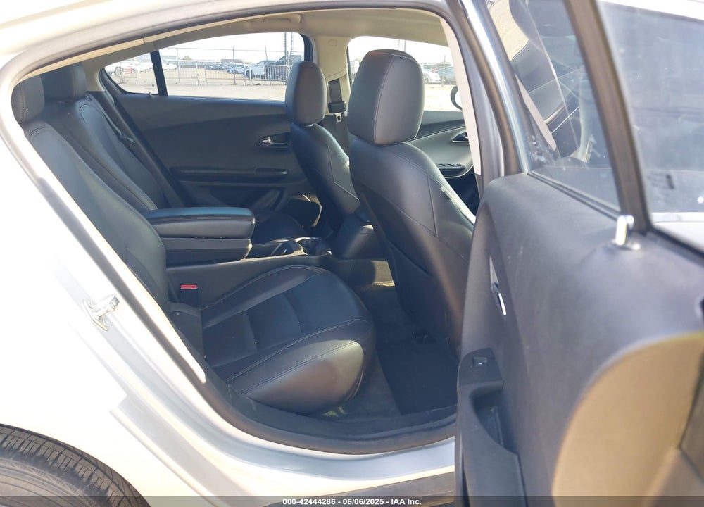 2014 CHEVROLET VOLT VIN: 1G1RF6E4XEU174347