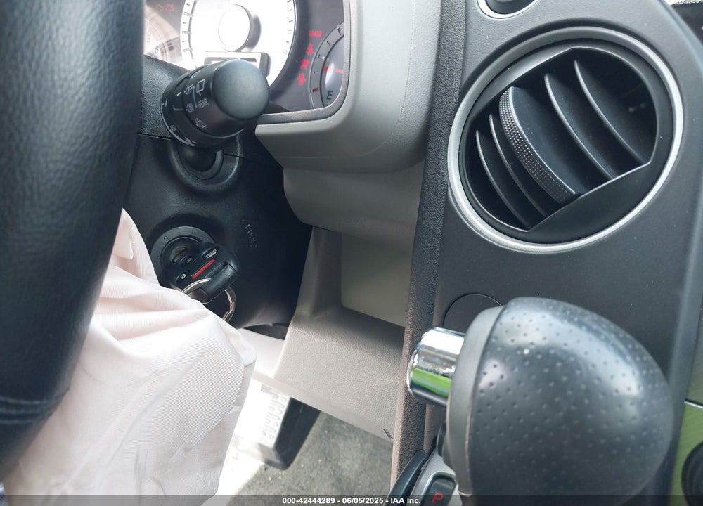 2015 HONDA PILOT VIN: 5FNYF3H50FB004689