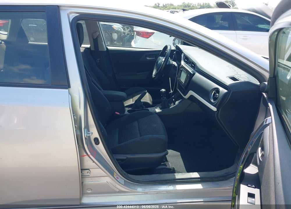 2016 TOYOTA SCION IM VIN: JTNKARJE5GJ504452