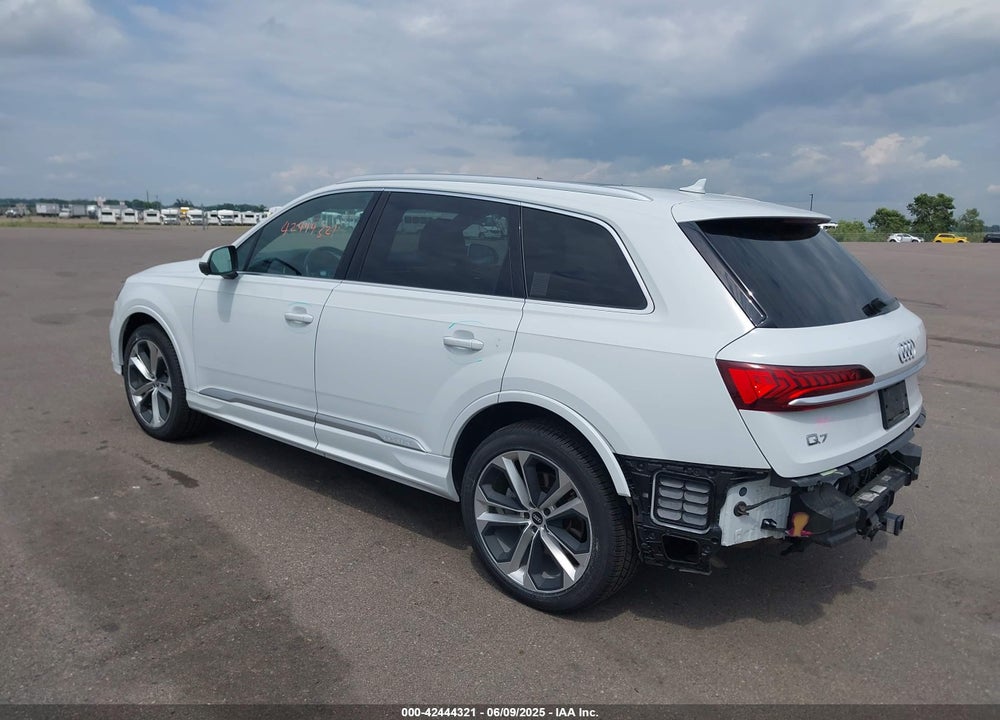 2021 AUDI Q7 VIN: WA1LXAF75MD021454