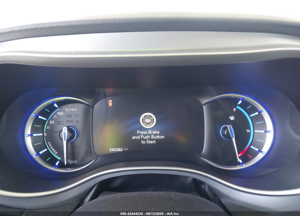 2018 CHRYSLER PACIFICA HYBRID TOURING L VIN: 2C4RC1L78JR172717
