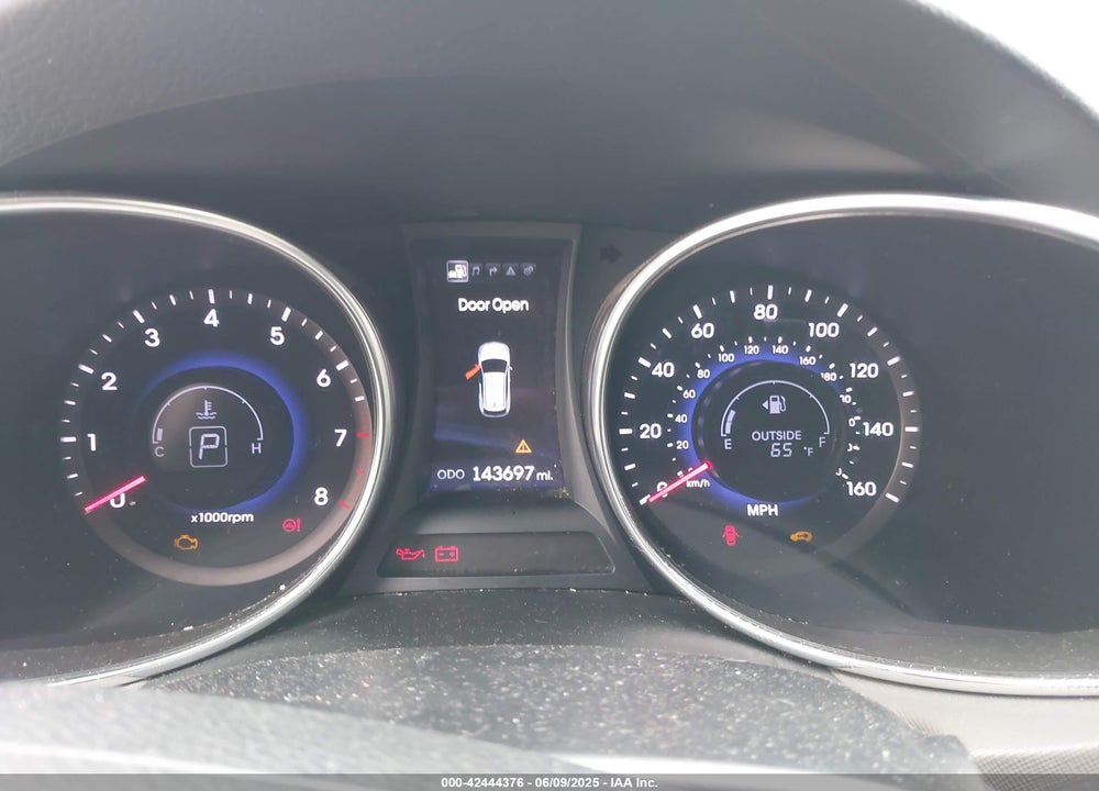 2013 HYUNDAI SANTA FE VIN: 5XYZWDLA4DG031060