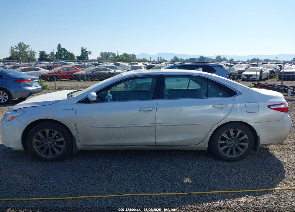 2015 TOYOTA CAMRY HYBRID VIN: 4T1BD1FK9FU143327