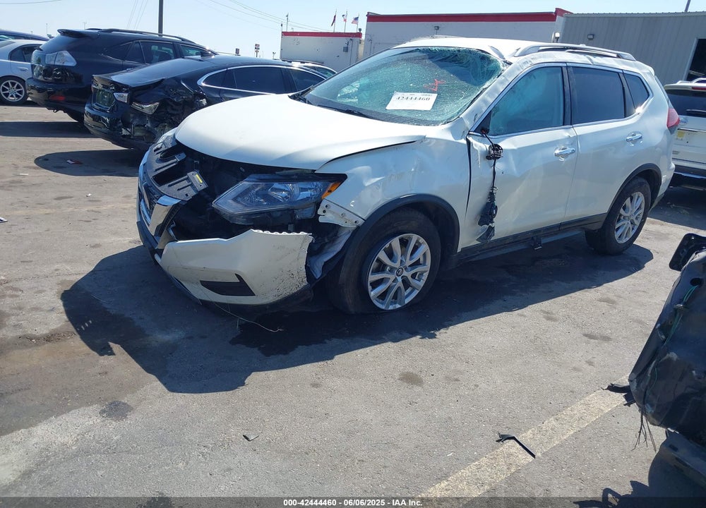 2018 NISSAN ROGUE VIN: 5N1AT2MV9JC851089
