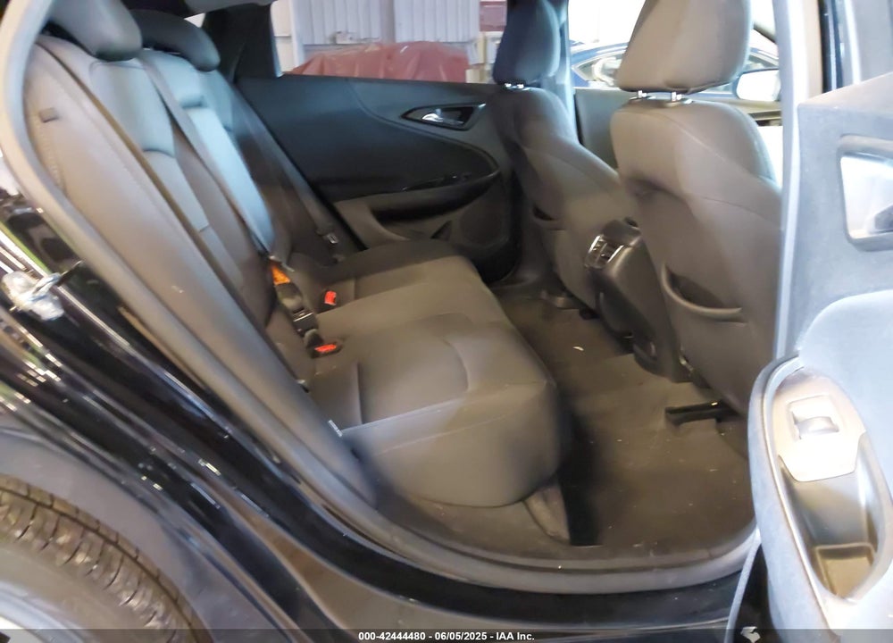 2019 CHEVROLET MALIBU VIN: 1G1ZD5ST1KF114260
