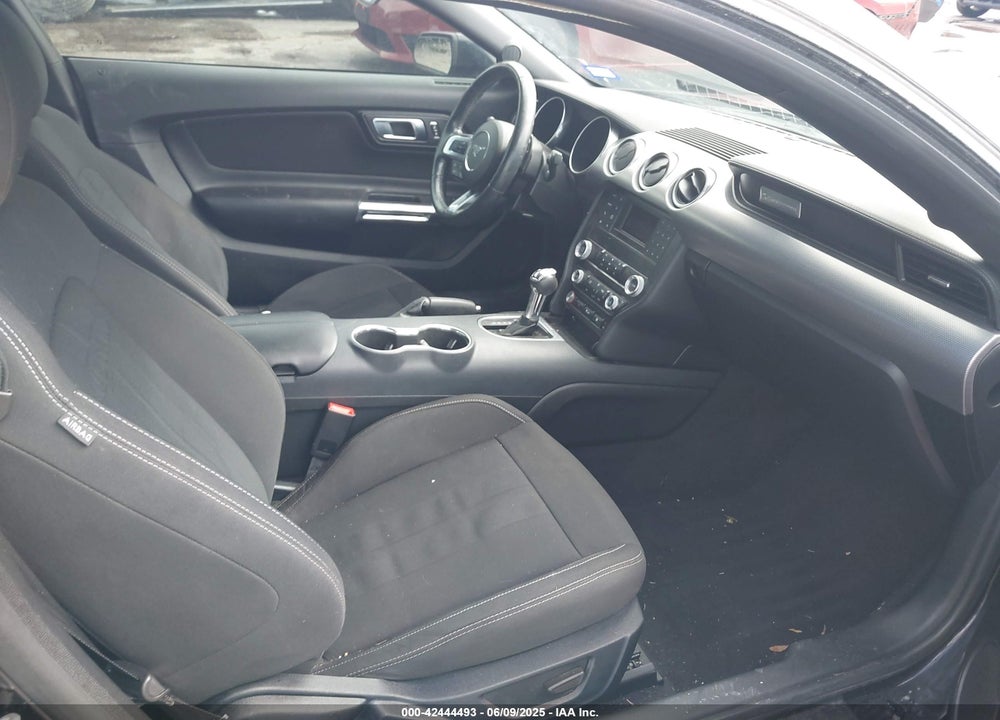 2021 FORD MUSTANG VIN: 1FA6P8CF1M5148371