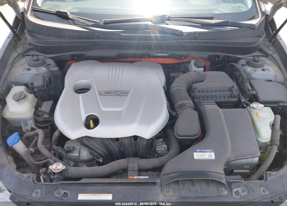 2012 HYUNDAI SONATA HYBRID VIN: KMHEC4A4XCA025469