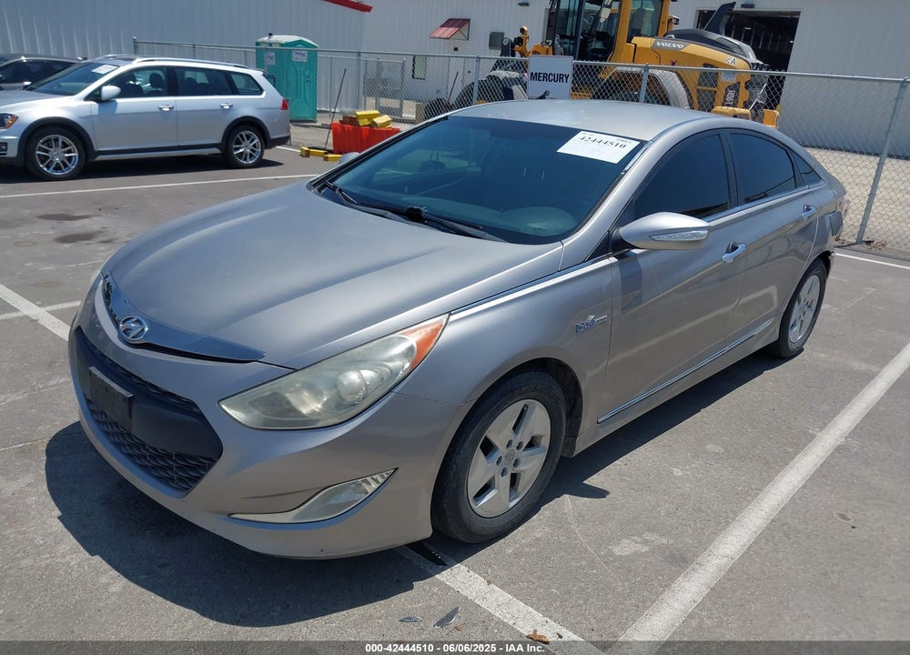 2012 HYUNDAI SONATA HYBRID VIN: KMHEC4A4XCA025469