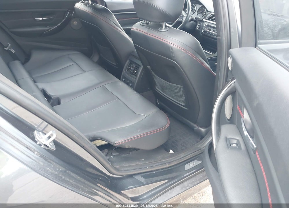 2013 BMW 335I XDRIVE VIN: WBA3B9C54DJ899400