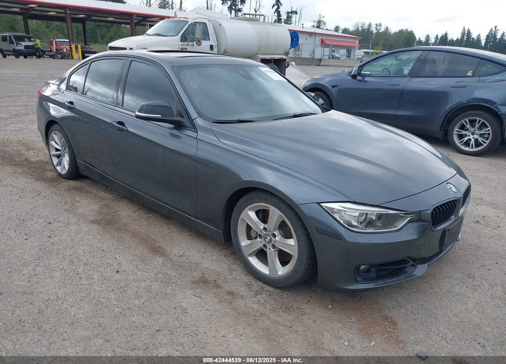 2013 BMW 335I XDRIVE VIN: WBA3B9C54DJ899400