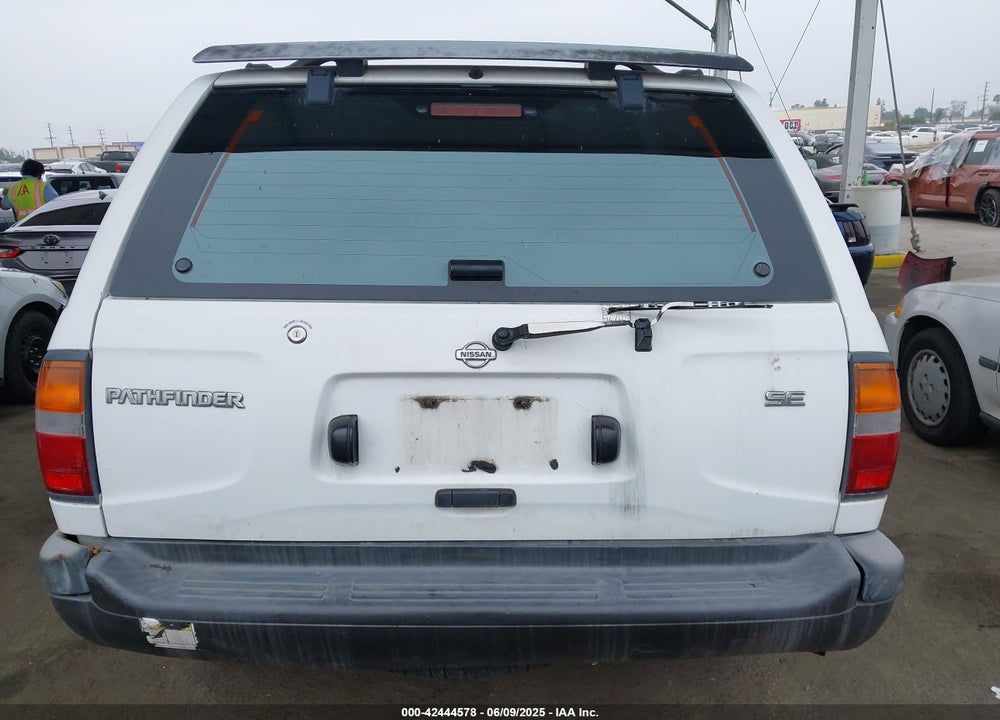 1997 NISSAN PATHFINDER LE/SE/XE VIN: JN8AR05YXVW176328