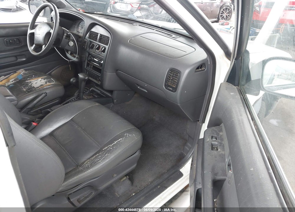 1997 NISSAN PATHFINDER LE/SE/XE VIN: JN8AR05YXVW176328