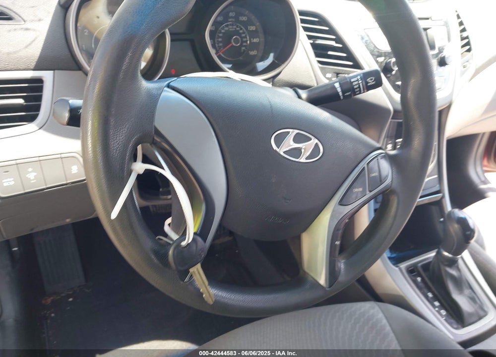 2016 HYUNDAI ELANTRA SE VIN: 5NPDH4AE6GH728494
