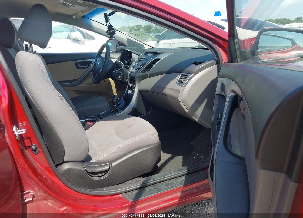 2016 HYUNDAI ELANTRA SE VIN: 5NPDH4AE6GH728494