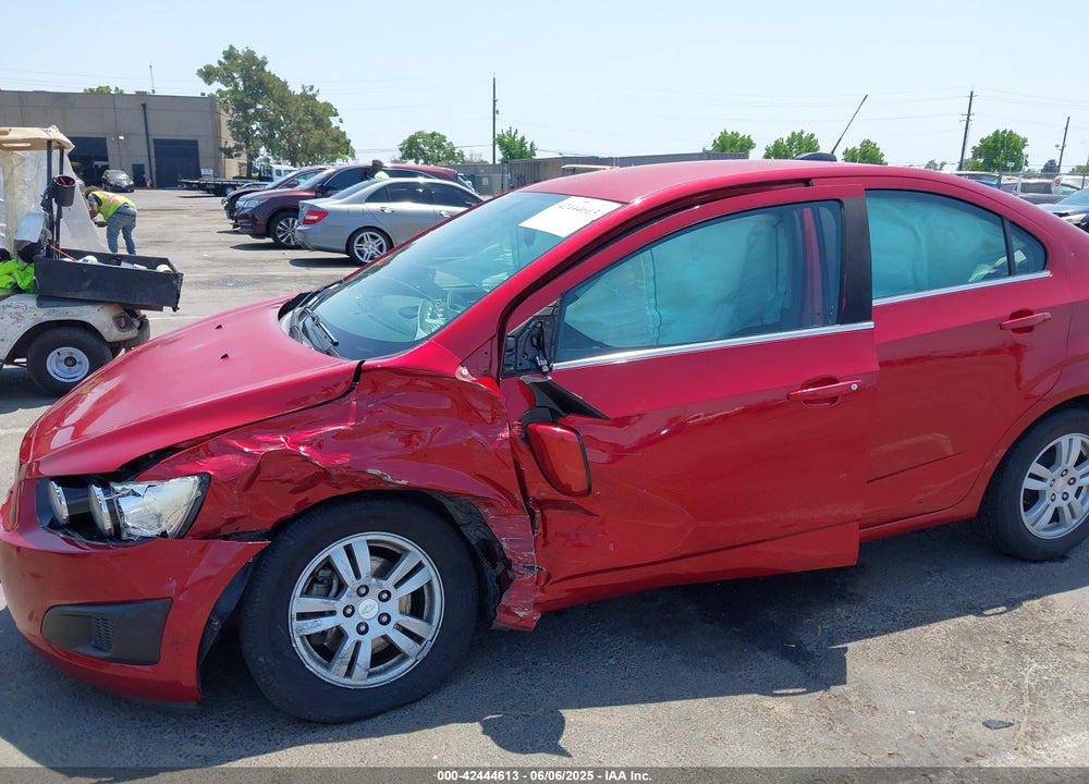 2015 CHEVROLET SONIC VIN: 1G1JC5SH2F4141092