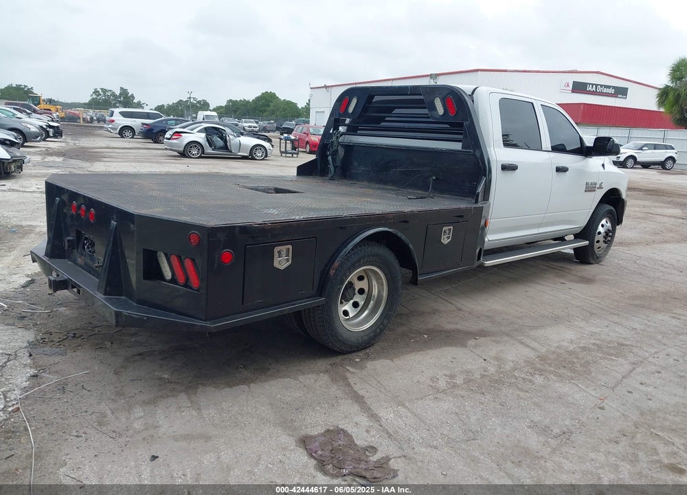 2018 RAM 3500 CHASSIS TRADESMAN/SLT/LAIE VIN: 3C7WRSCLXJG201499