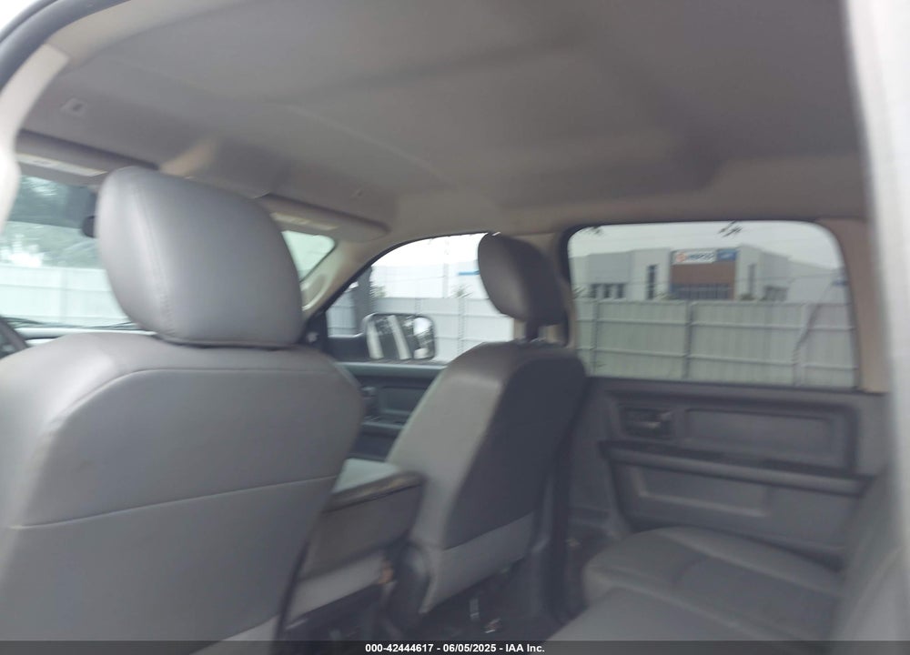 2018 RAM 3500 CHASSIS TRADESMAN/SLT/LAIE VIN: 3C7WRSCLXJG201499