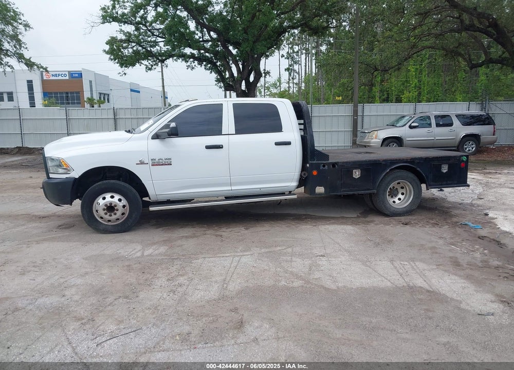 2018 RAM 3500 CHASSIS TRADESMAN/SLT/LAIE VIN: 3C7WRSCLXJG201499