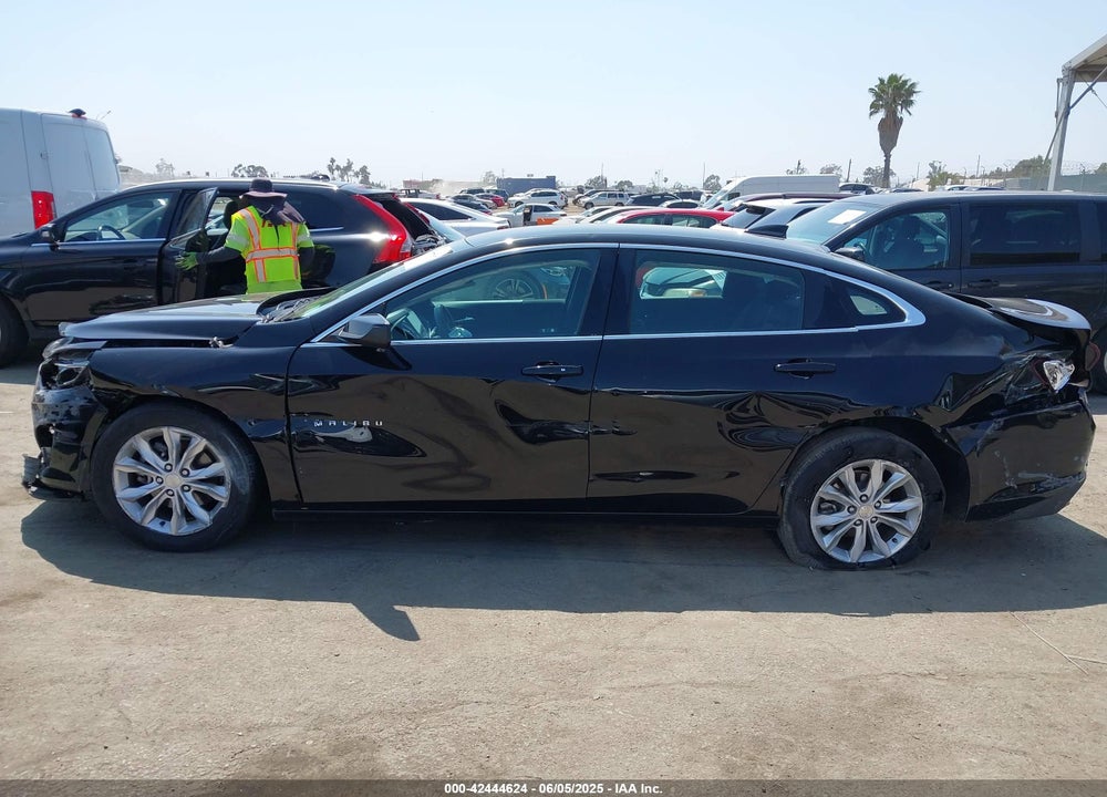 2019 CHEVROLET MALIBU VIN: 1G1ZD5ST6KF160070