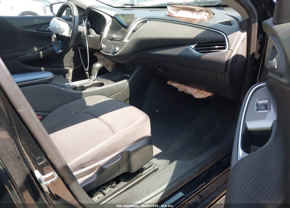 2019 CHEVROLET MALIBU VIN: 1G1ZD5ST6KF160070
