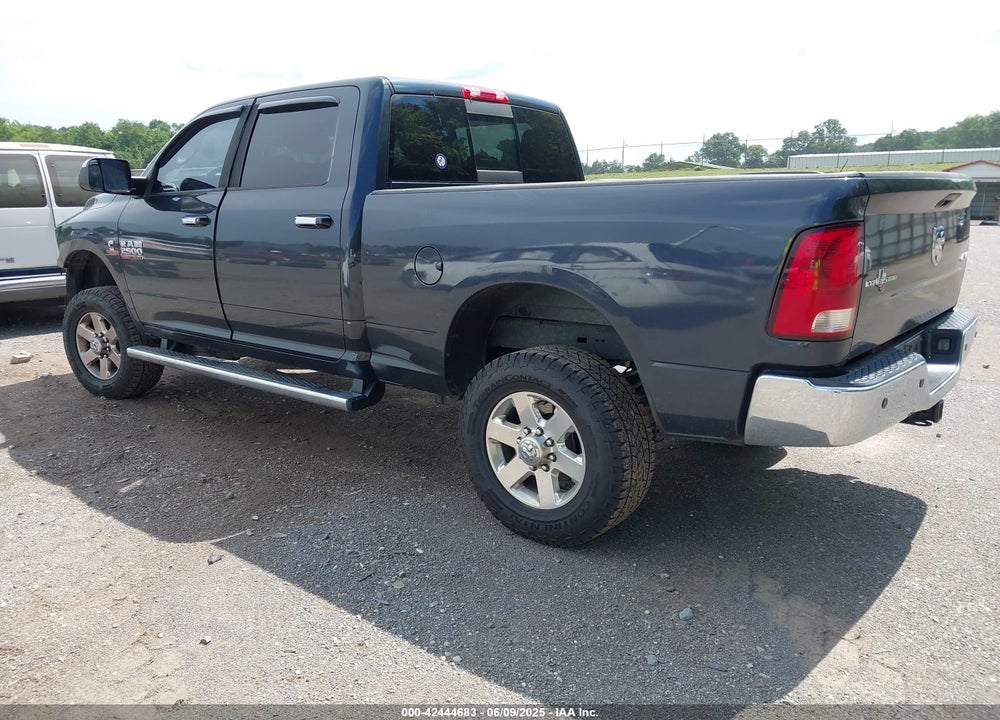 2015 RAM 2500 VIN: 3C6UR5DL1FG682536