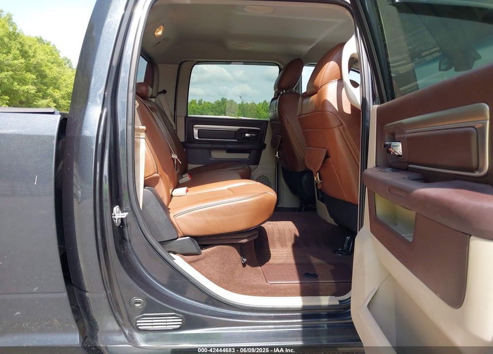 2015 RAM 2500 VIN: 3C6UR5DL1FG682536