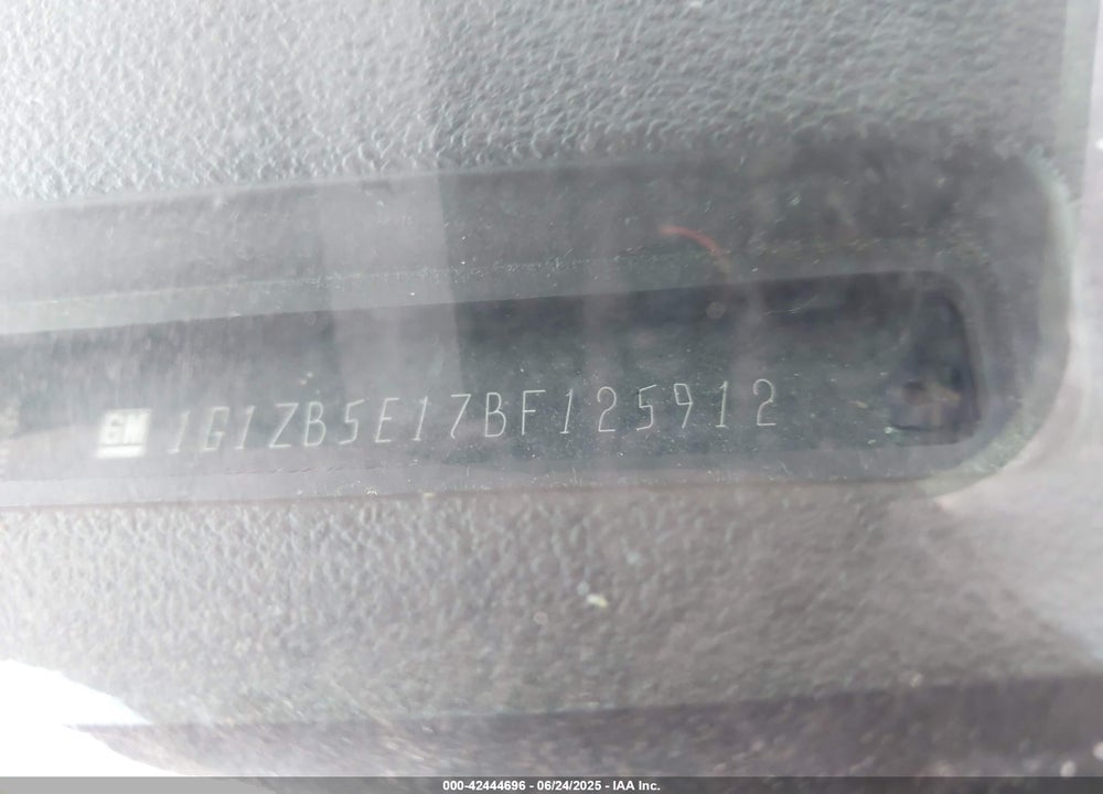 2011 CHEVROLET MALIBU VIN: 1G1ZB5E17BF125912