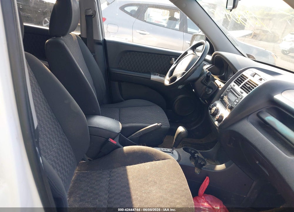 2008 KIA SPORTAGE VIN: KNDJE723987488521