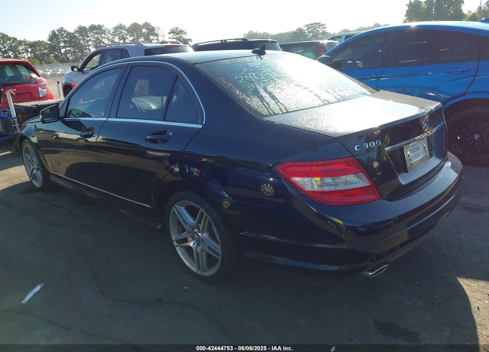 2010 MERCEDES-BENZ C 300 VIN: WDDGF5EB9AR102405