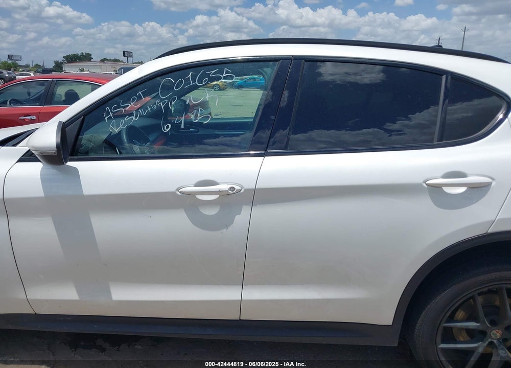 2018 ALFA ROMEO STELVIO VIN: ZASFAKNN6J7C01635