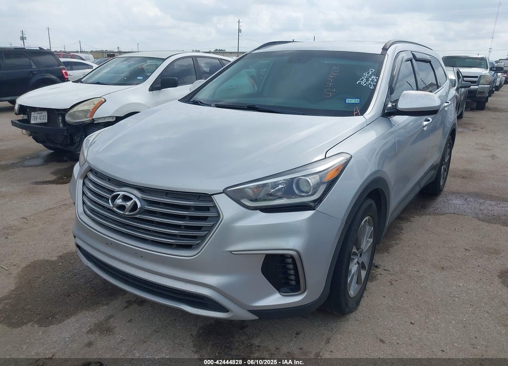 2017 HYUNDAI SANTA FE VIN: KM8SMDHF9HU224820