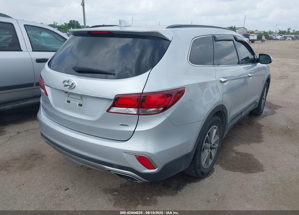 2017 HYUNDAI SANTA FE VIN: KM8SMDHF9HU224820