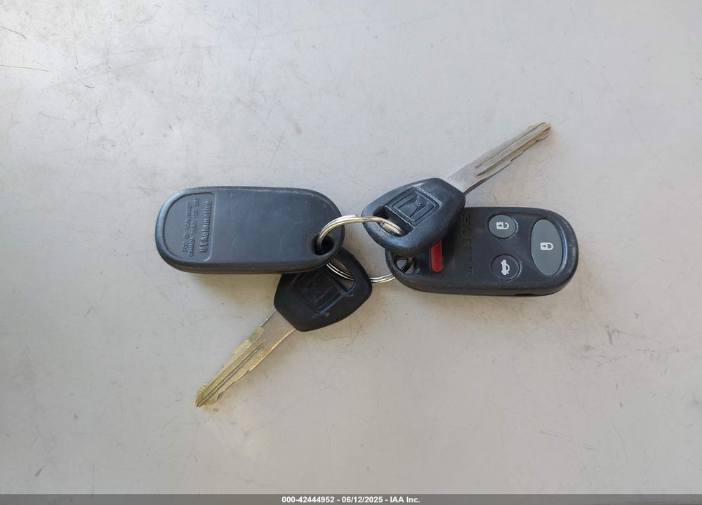 2000 HONDA ACCORD 3.0 EX VIN: 1HGCG1655YA056248