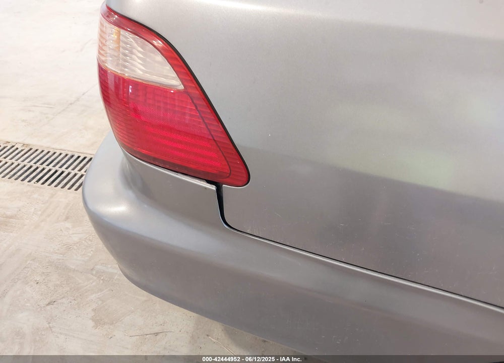2000 HONDA ACCORD 3.0 EX VIN: 1HGCG1655YA056248
