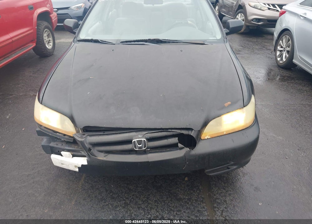 2002 HONDA ACCORD 2.3 SE VIN: 1HGCG56722A079289