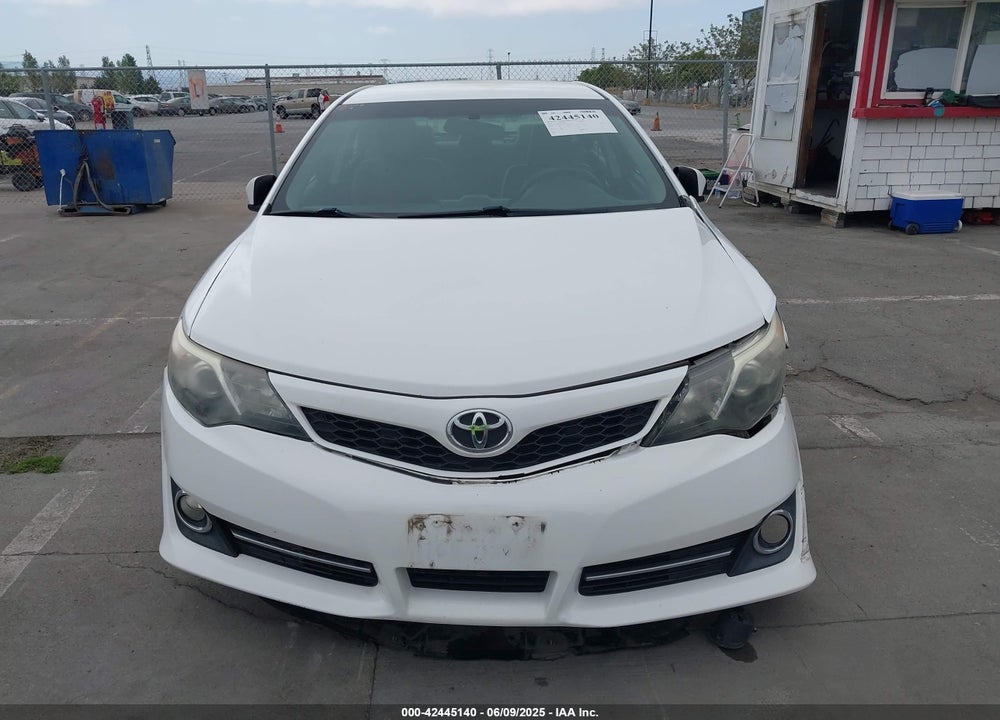 2014 TOYOTA CAMRY SE VIN: 4T1BF1FK3EU339370