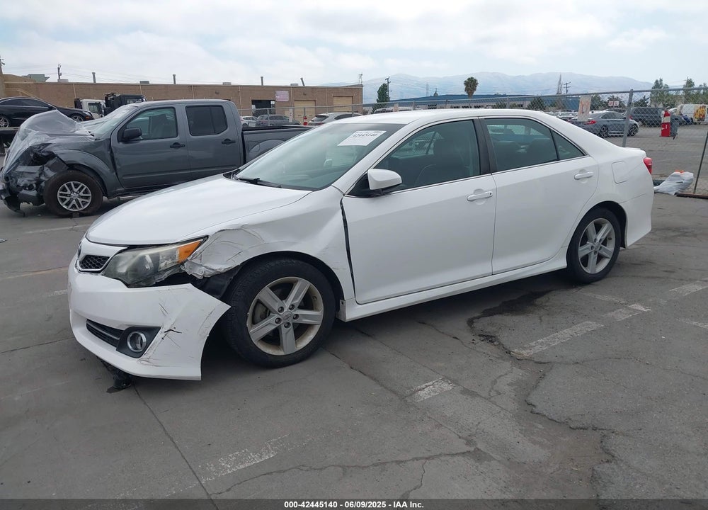 2014 TOYOTA CAMRY SE VIN: 4T1BF1FK3EU339370