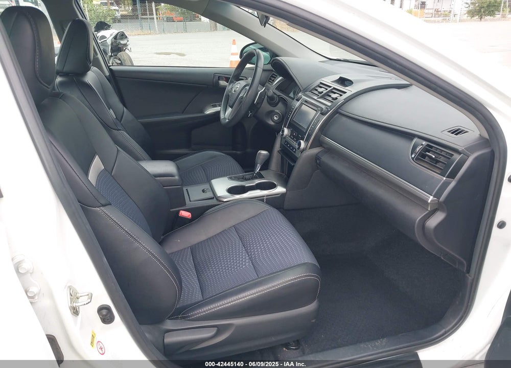 2014 TOYOTA CAMRY SE VIN: 4T1BF1FK3EU339370