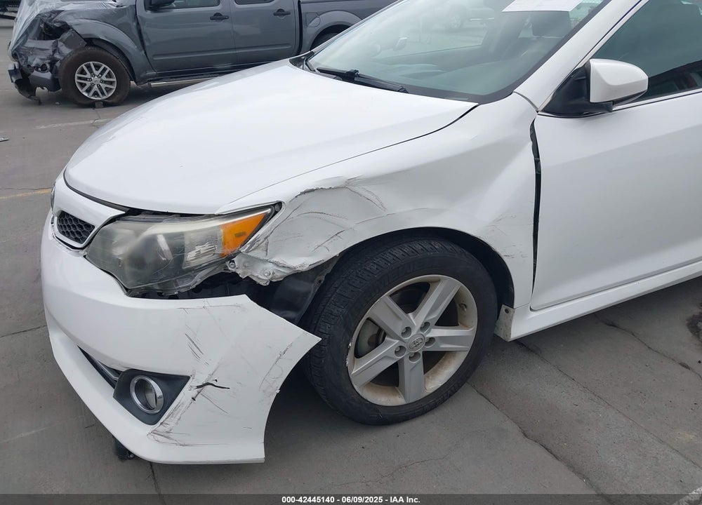 2014 TOYOTA CAMRY SE VIN: 4T1BF1FK3EU339370