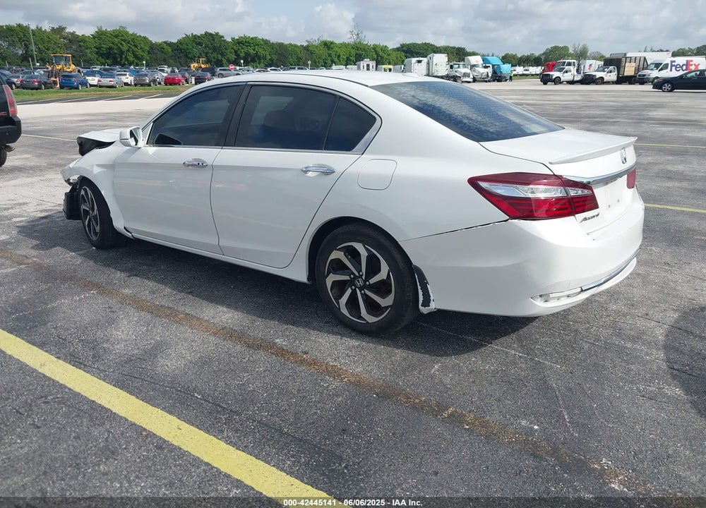 2017 HONDA ACCORD VIN: 1HGCR2F91HA186000