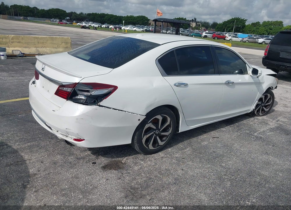 2017 HONDA ACCORD VIN: 1HGCR2F91HA186000