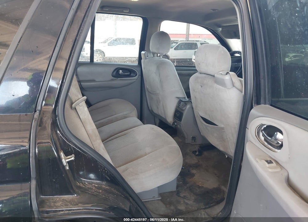 2007 CHEVROLET TRAILBLAZER VIN: 1GNDS13S572302999