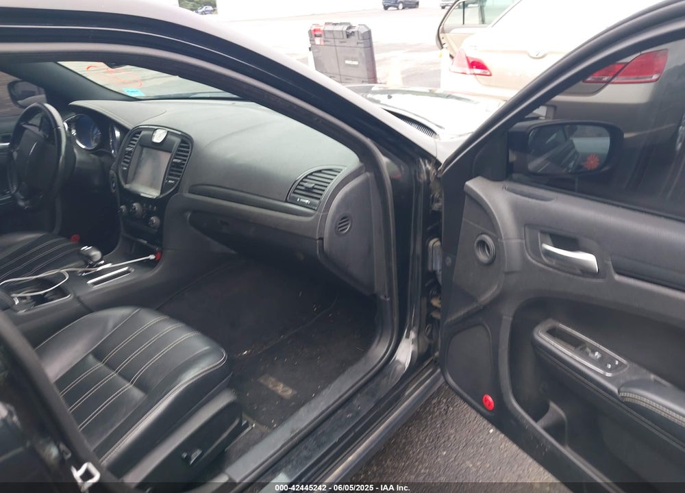 2014 CHRYSLER 300 VIN: 2C3CCAGG3EH311832
