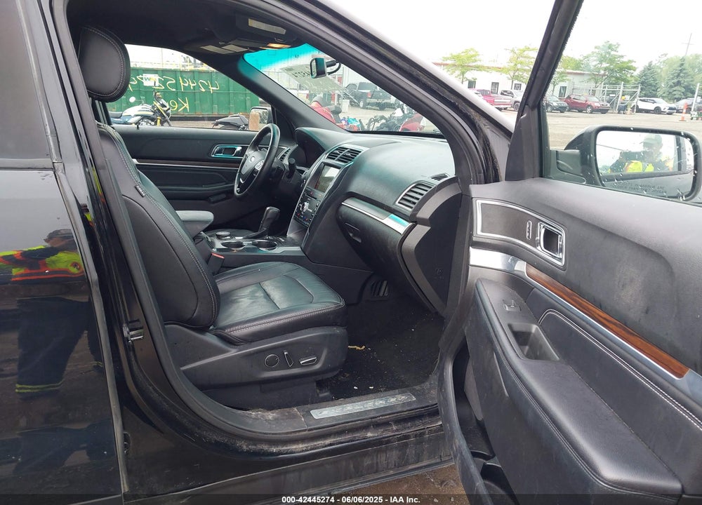 2017 FORD EXPLORER VIN: 1FM5K8FH3HGC91720