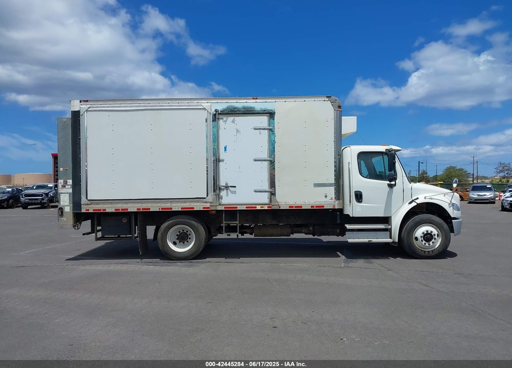2017 FREIGHTLINER M2 106 VIN: 1FVACXDT9HHHV8027